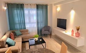Moderno Apartamento Con Garaje Privado En El Centro De Vigo